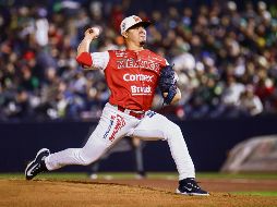 Ronald Medrano sólo permitió dos hits en su labor. CORTESÍA/ Charros de Jalisco