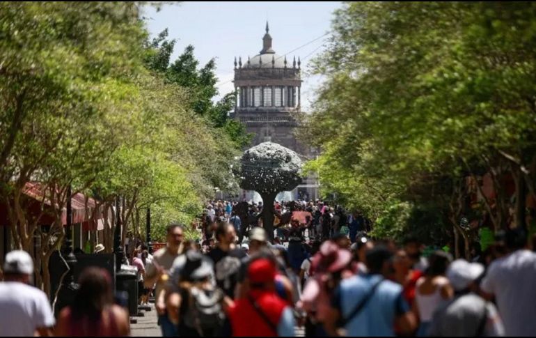 La doctora Livier Olivia Escamilla Galindo de la Universidad de Guadalajara (UdeG), se dio a la tarea profunda de entrevistar a los tapatíos para así conocer qué es lo que más aprecian y desprecian de Guadalajara. EL INFORMADOR / ARCHIVO