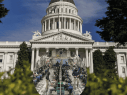 La Asamblea de California aprobó 25 millones para que organizaciones legales defiendan a los inmigrantes en riesgo de deportación.AP/ARCHIVO