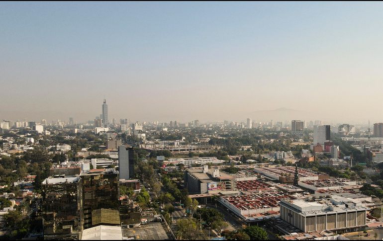 El espesor de la inversión térmica en Guadalajara es de 151 metros. EL INFORMADOR / ARCHIVO