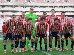 No ha existido una sola alineación repetida desde el inicio de la gestión de Óscar García en Chivas. IMAGO7.