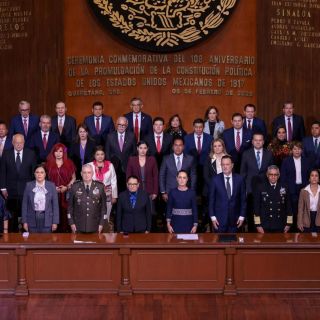 Lemus Navarro asiste al 108° Aniversario de la Constitución Mexicana en Querétaro