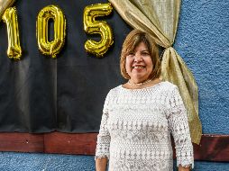 La propietaria de la cantina Los Famosos Equipales posa desde su negocio para esta casa editorial. EL INFORMADOR/ A. Navarro