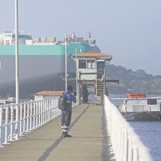 Canal de Panamá niega que EU no pagará tarifa de barcos