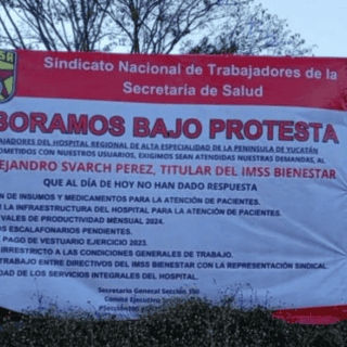 Trabajadores de la salud protestan por insumos y pagos de salarios en Yucatán
