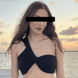 Juez niega llevar proceso en libertad a Marianne Gonzaga, tras apuñalar a joven