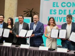 El rector de CUCEA, Luis Gustavo Padilla Montes comentó que con dicho convenio se generará un nuevo modelo en el que las y los estudiantes puedan asistir al Poder Legislativo para realizar sus prácticas profesionales y desarrollar investigación temprana. CORTESÍA.