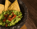 El guacamole es un alimento nutritivo que contiene vitaminas A, C, E, B1, calcio, hierro y magnesio. CANVA
