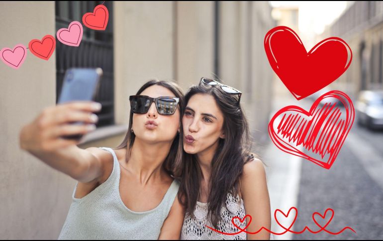 El Galentine’s Day es más que una simple tendencia; es una forma de rendir homenaje a las relaciones que nutren y enriquecen nuestras vidas de manera única: las amistades.  CANVA