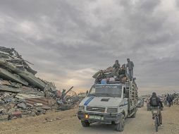 Los palestinos que regresan encuentran la zona arrasada tras la guerra. EFE