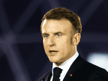 Macron pronuncia un discurso durante la Cumbre de Acción sobre Inteligencia Artificial. EFE/M. Badra.