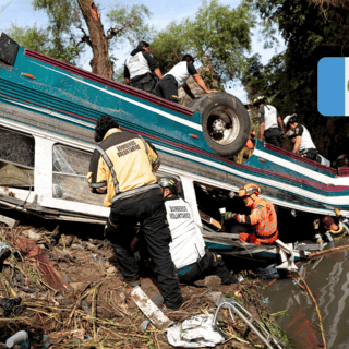 Aumentan a más de 50 las muertes en el accidente de autobús en Guatemala
