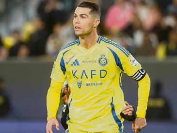 El astro portugués lleva dos años jugando en el futbol árabe. AFP/F. Nureldine