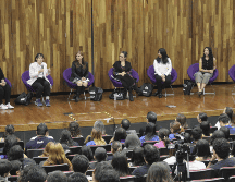 Karla Planter Pérez, rectora de la Universidad de Guadalajara, señaló que existen limitantes sociales que condicionan  a las mujeres a interesarse en la ciencia. ESPECIAL/UDG