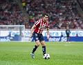 ALAN MOZO. Esta noche, Chivas tendrá que ganar el encuentro para asegurar el pase a la siguiente fase. IMAGO7