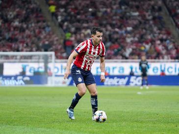 ALAN MOZO. Esta noche, Chivas tendrá que ganar el encuentro para asegurar el pase a la siguiente fase. IMAGO7