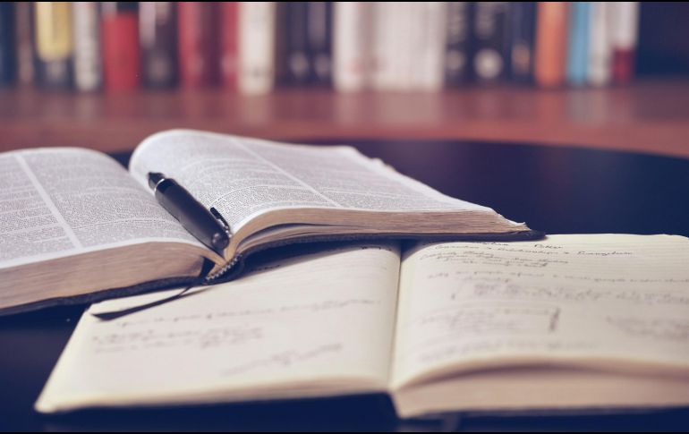 Sentimientos, emociones, verbos, acciones y formas de entender y de ver que no existen en nuestro idioma ni nuestras palabras. UNSPLASH / A. BURDEN