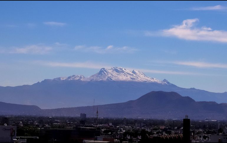 Los fuertes vientos que se esperan podrían tumbar árboles, además habrá bancos de niebla que reducirán la visibilidad. NTX / ARCHIVO