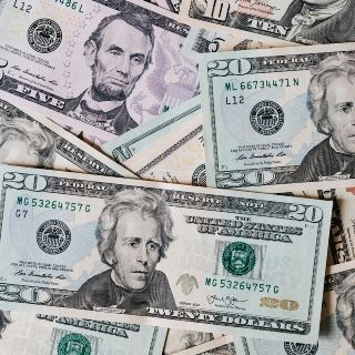 Peso mexicano cierra la jornada con incertidumbre ante los aranceles