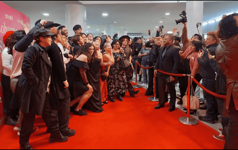 Hasta el momento, Johanne Sacreblu ha vendido alrededor de 1500 boletos en dos días. SUN / S. BAÑOS