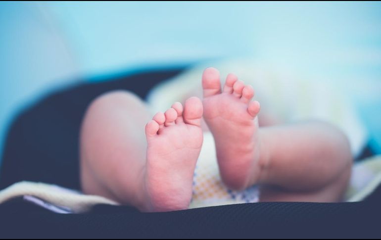 El bebé se mantiene con signos vitales estables. Pixabay