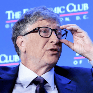 Estos son los consejos de Bill Gates para los recién graduados de universidad
