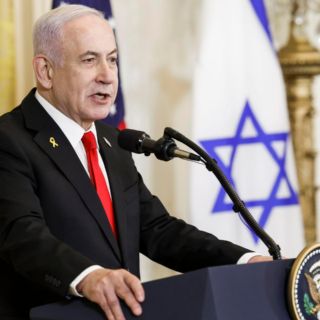 Netanyahu asegura que trabaja "en total cooperación" con Trump