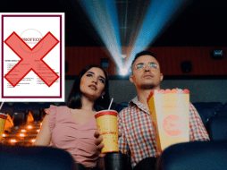 Al comprar un boleto para una función de cine, el consumidor se adhiere a un contrato en el que se especifican los términos y condiciones del establecimiento. UNSPLASH / PROFECO