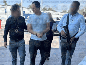 La Fiscalía detalló que se recabaron y presentaron los medios de prueba determinantes que permitieron al juez decretar la vinculación a proceso penal del imputado. ESPECIAL/ X/ @FGEGUANAJUATO.