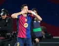 Lewandowski anotó el gol del partido y llegó a 20 en el torneo. EFE/S. Wu
