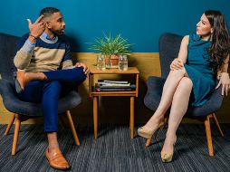 Algunas de las personas que interrumpen a otras durante una conversación lo hacen por el deseo que tienen de participar activamente en ella.  ESPECIAL/Imagen de Jopwell en Pexels