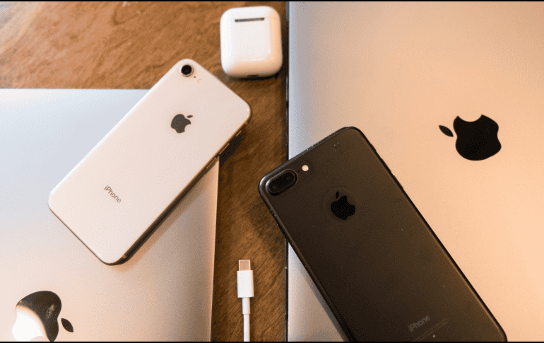 El iPhone SE pertenece a la línea de móviles económicos de Apple. ESPECIAL / CANVA