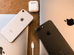 El iPhone SE pertenece a la línea de móviles económicos de Apple. ESPECIAL / CANVA