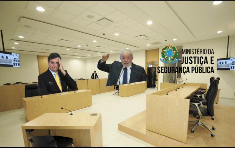 El expresidente Jair Bolsonaro, acusado de planear un golpe de Estado en el que habría 'asesinado' a Lula. JA. Mendoza/AFP/A. Evaristo/SUN/G. Espinosa/CANVA.