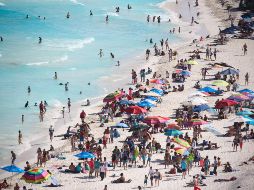 La Ley Federal del Trabajo, en su artículo 76, determina la manera en la que se otorgan las vacaciones en el ámbito laboral. NTX / ARCHIVO