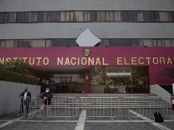El INE aprobó en sesión urgente la lista definitiva de candidaturas que aparecerán en las boletas. EFE/ARCHIVO