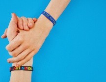 Algunos rasgos del autismo pueden pasar desapercibidos hasta la adultez, cuando hay nuevas demandas sociales. Otros pueden haber aprendido a ocultar ciertos comportamientos. ESPECIAL / CANVA