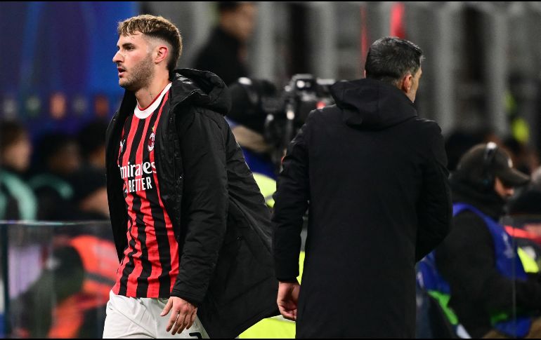 Desde su llegada al Milan, Santiago Giménez ha disputado seis partidos, registrando tres goles y una asistencia. AFP / ARCHIVO