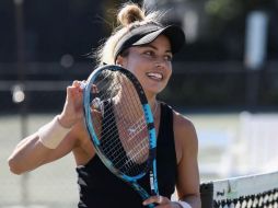 La mexicana estará haciendo pareja con la argentina María Carlé para buscar el título de dobles en el Mérida Open. INSTAGRAM/ @renazarazua.