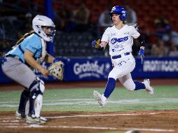 Los dos equipos que se enfrentaron por el título de la primera edición de la Liga Mexicana de Sóftbol se reencontraron este fin de semana en el estadio Panamericano. CORTESÍA