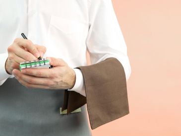 En México, la duración máxima de la jornada laboral es de ocho horas, según lo estipula el artículo 61 de la LFT. ESPECIAL / CANVA