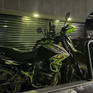 Detienen a hombre con motocicleta robada en la zona del Cerro del Cuatro