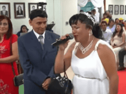 Poco a poco el humor que rodea al video se va diluyendo ante el conocimiento de la triste historia que la antecede. ESPECIAL