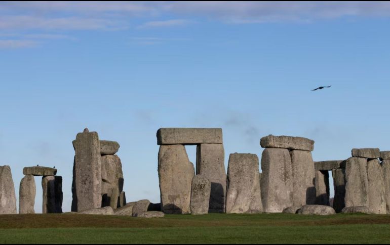 En la actualidad, los arqueólogos están en busca de “depósitos rituales”, que podrían incluir objetos como puntas de flecha de pedernal y dagas.  AP/Alastair Grant