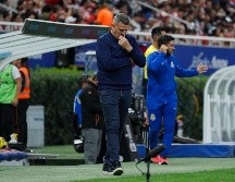 Guadalajara emitió un comunicado a través de sus redes sociales, asegurando que el entrenador fue trasladado al hospital. IMAGO7.