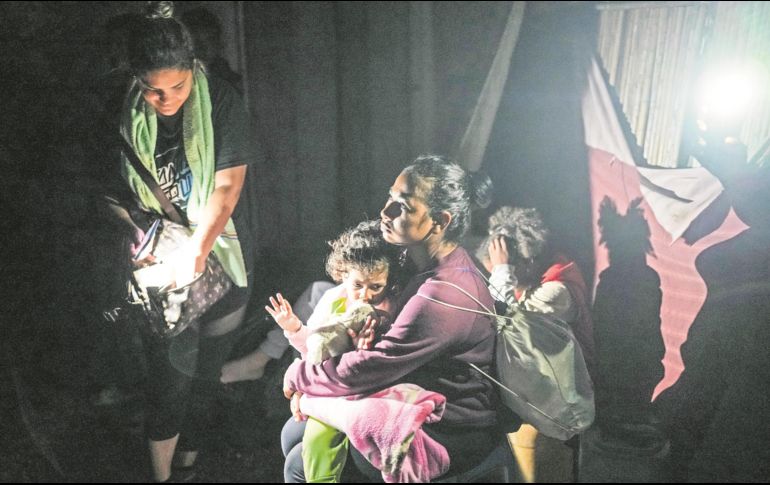 Esta familia venezolana perdió las esperanzas de llegar a Estados Unidos en medio de la ofensiva de Donald Trump contra la migración. AP