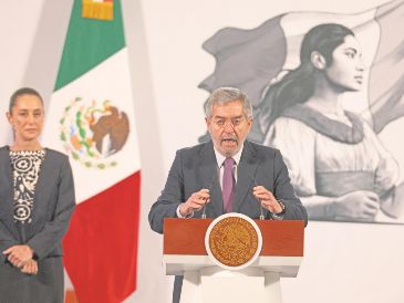 El secretario de Relaciones Exteriores busca mejorar la coordinación con Washington. AFP