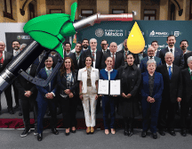 La Presidenta explicó que el objetivo es que a partir de la firma, la gasolina magna no cueste más de 24 pesos. X / @Claudiashein