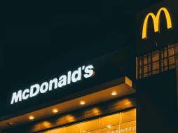 La nueva sucursal de McDonald's tendrá un diseño pensado para mejorar la experiencia del cliente. PEXELS / CANVA