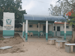 Desde hace una semana, UMR número 459 del IMSS-Bienestar permanece cerrada y sin brindar atención médica. ESPECIAL